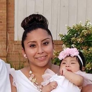 Meet your Posher, Yolanda